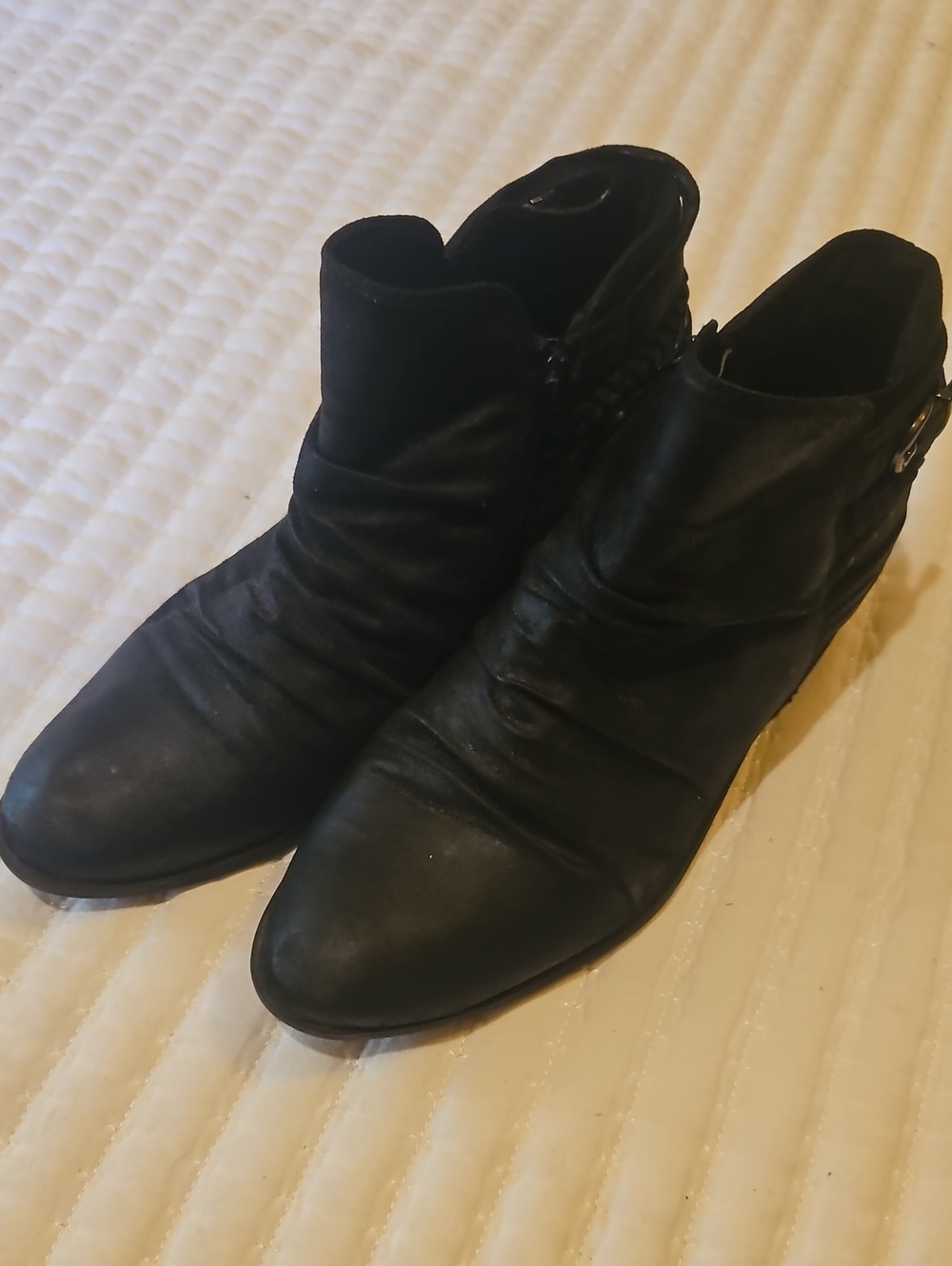 BareTraps Black Women's Ankle Booties with Side Zip